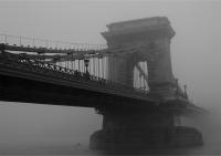 Постер "Мост в тумане"